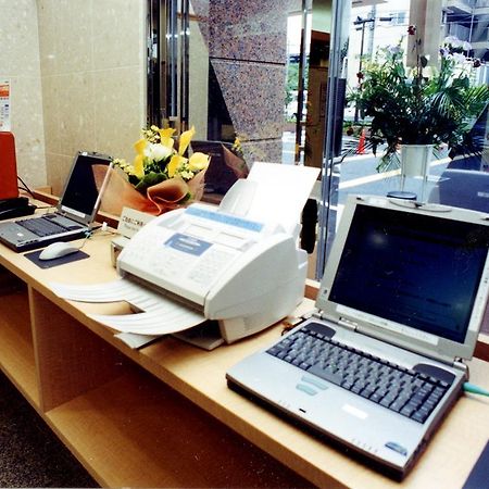Toyoko Inn Misato Ekimae Zewnętrze zdjęcie